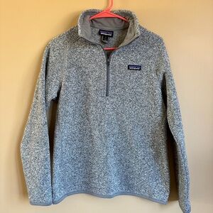 Patagonia half zip grey